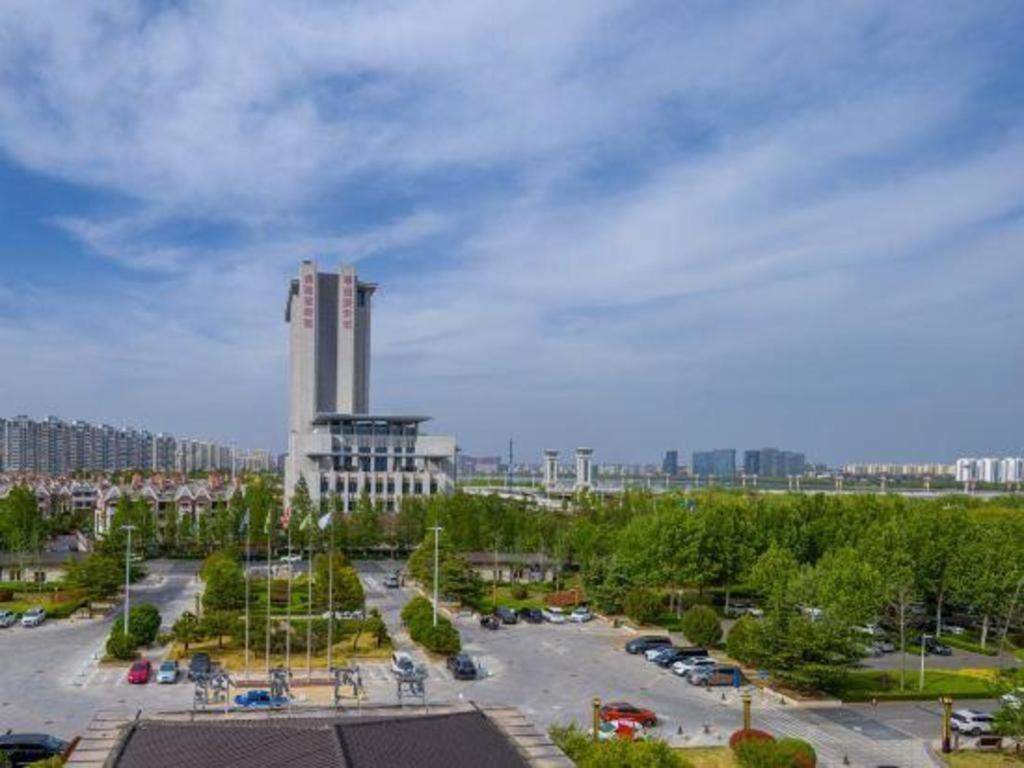 Linyi Blue Horizon International Hotel Yi He Exterior photo
